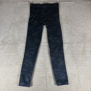 SPANX Women Size Medium Look at Me Now Seamless Leggings Black Camo‎